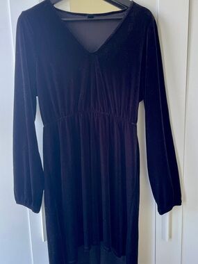 Velvet V-Neck Long Sleeve Dress in Black